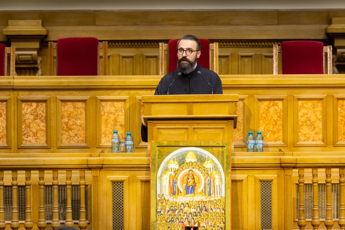 Peste 600 de voluntari premiați în Aula Magna „Teoctist Patriarhul” 348291