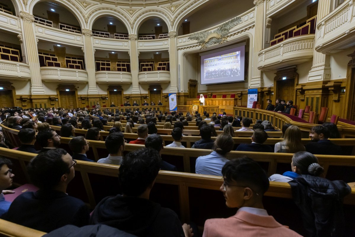 Peste 600 de voluntari premiați în Aula Magna „Teoctist Patriarhul” 348294