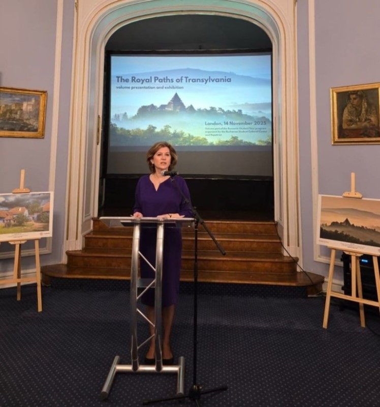 Volumul „Cărările regale ale Transilvaniei”, prezentat la Londra, de ziua de naștere a Majestății Sale Regele Charles al III-lea 348175