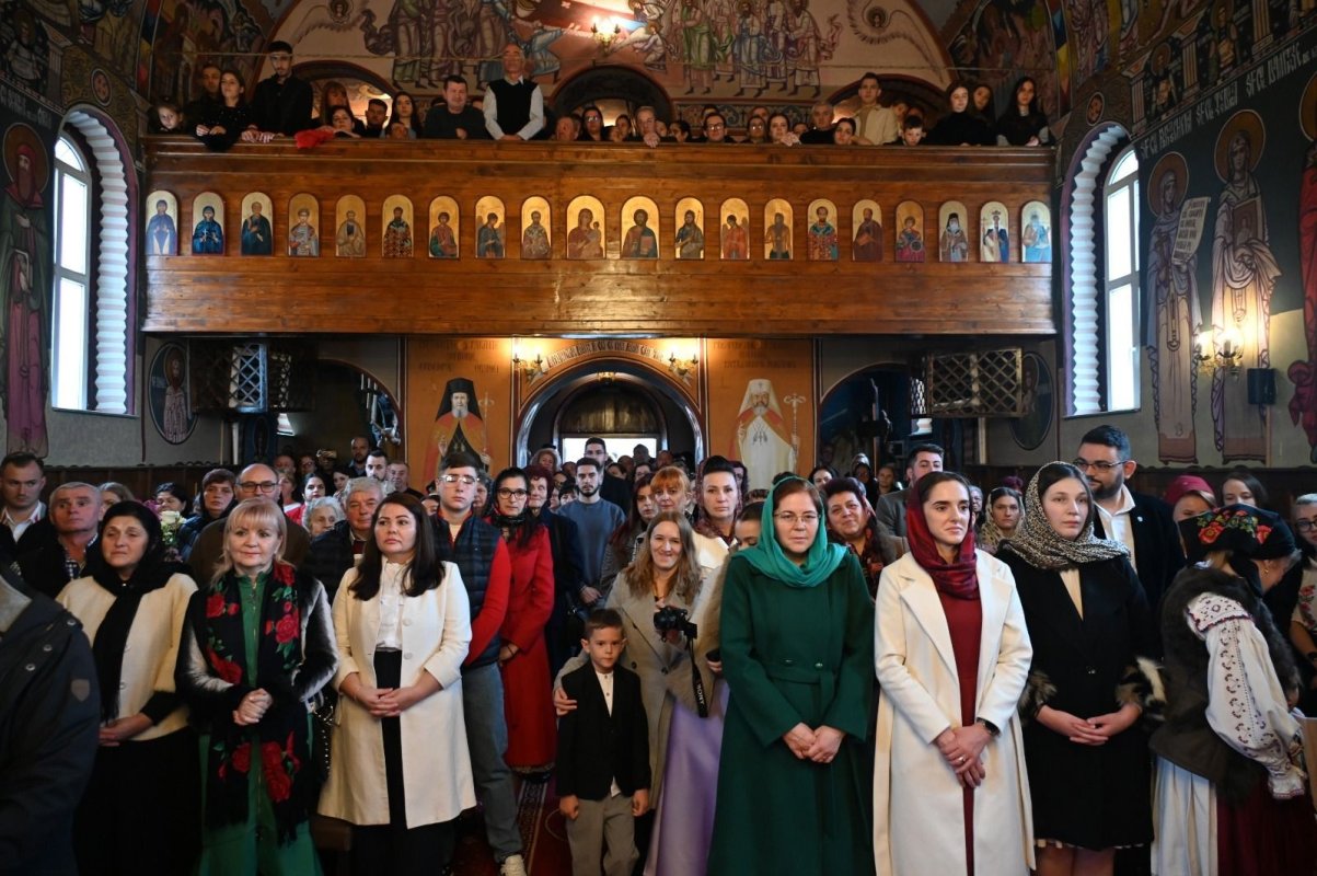 Binecuvântare arhierească în Parohia Gepiș, Protopopiatul Tinca 348349