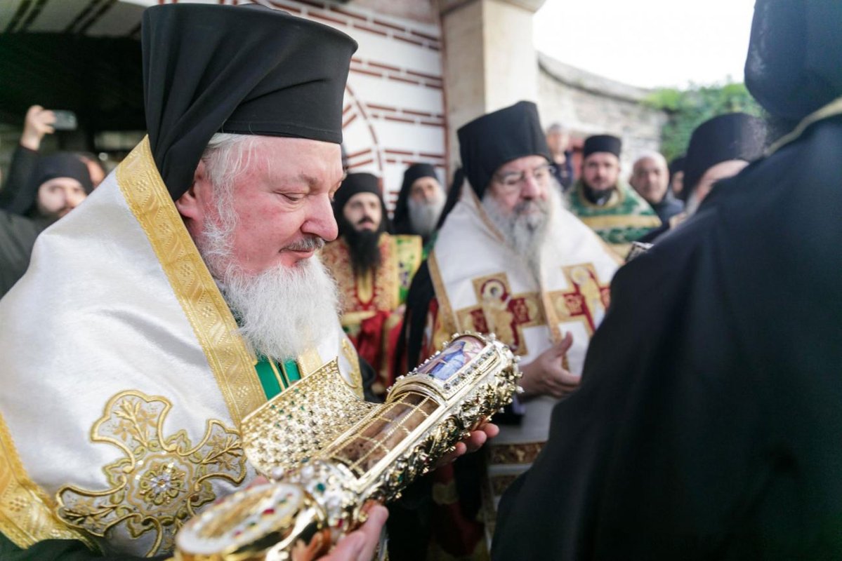 Proclamarea canonizării Cuviosului Dionisie de la Colciu în Muntele Athos 348392