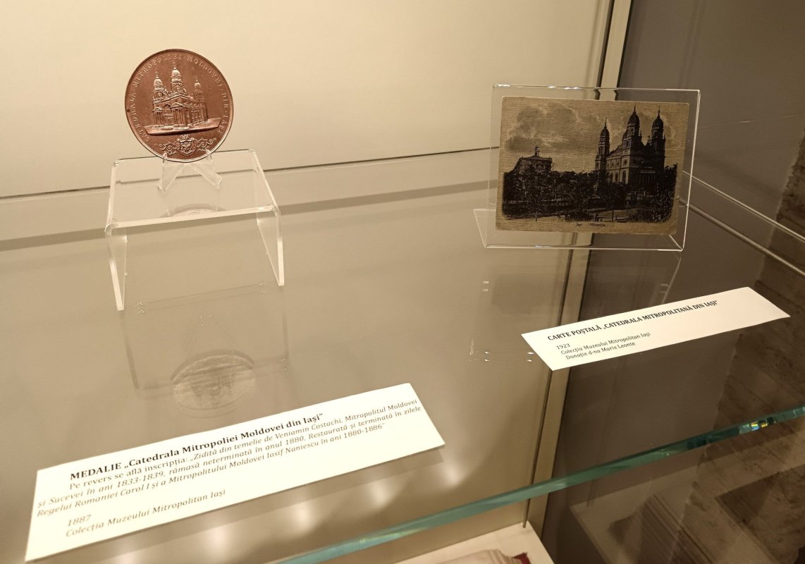 „Mărturii regale” din patrimoniul Mitropoliei Moldovei şi Bucovinei 348476