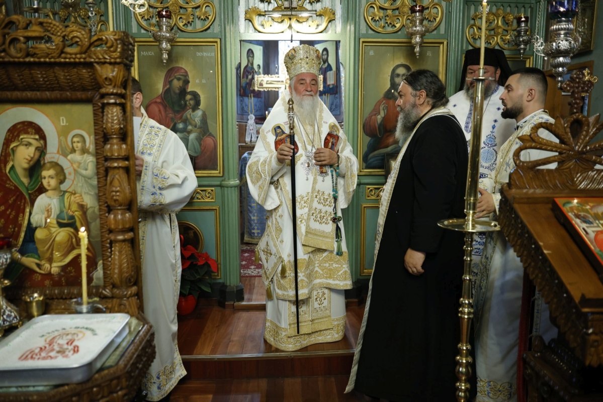 Sărbătoarea Vovideniei la Mănăstirea Frăsinei 348726