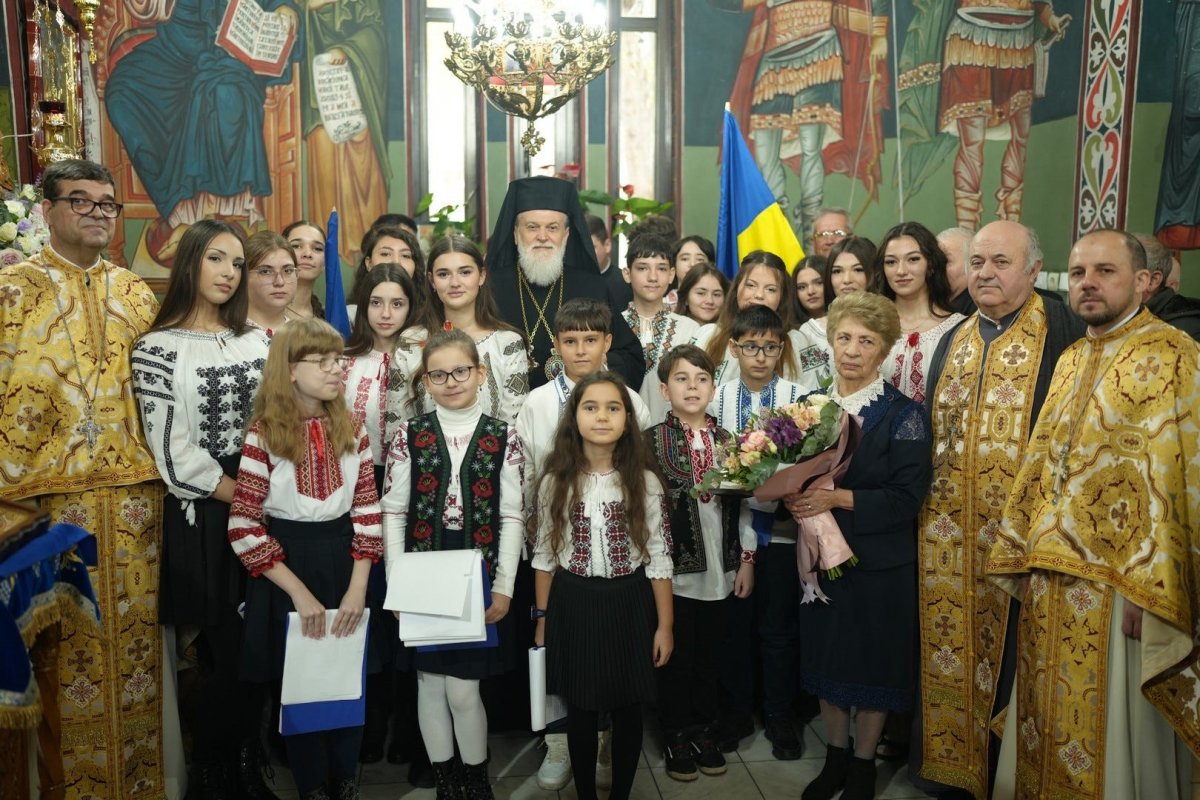 Slujire arhierească într-o parohie din Slobozia 348719