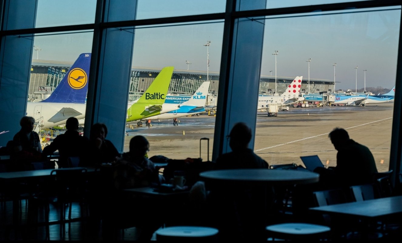 Zboruri anulate pe aeroportul din Bruxelles 348648