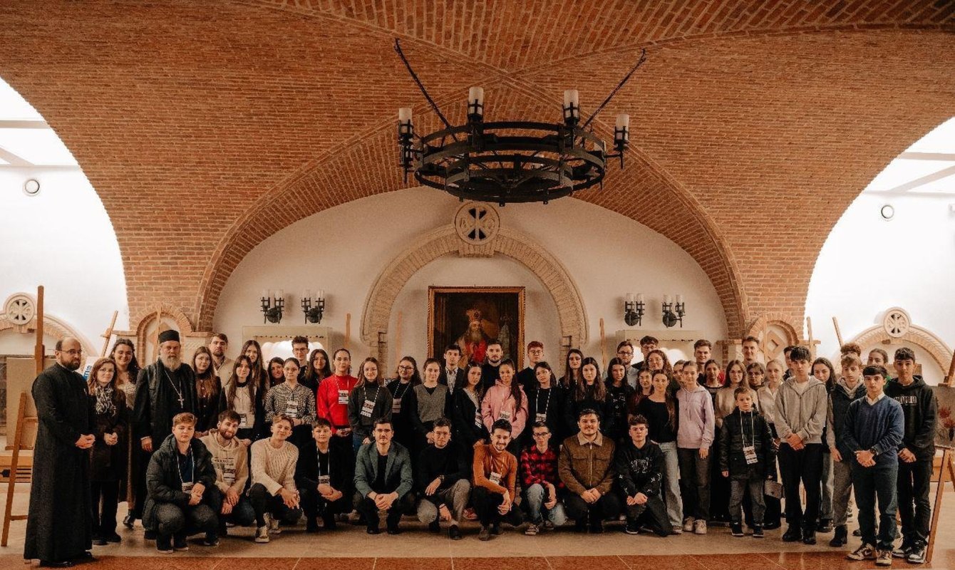 Întâlnirea copiilor de preot din Arhiepiscopia Iașilor 348926