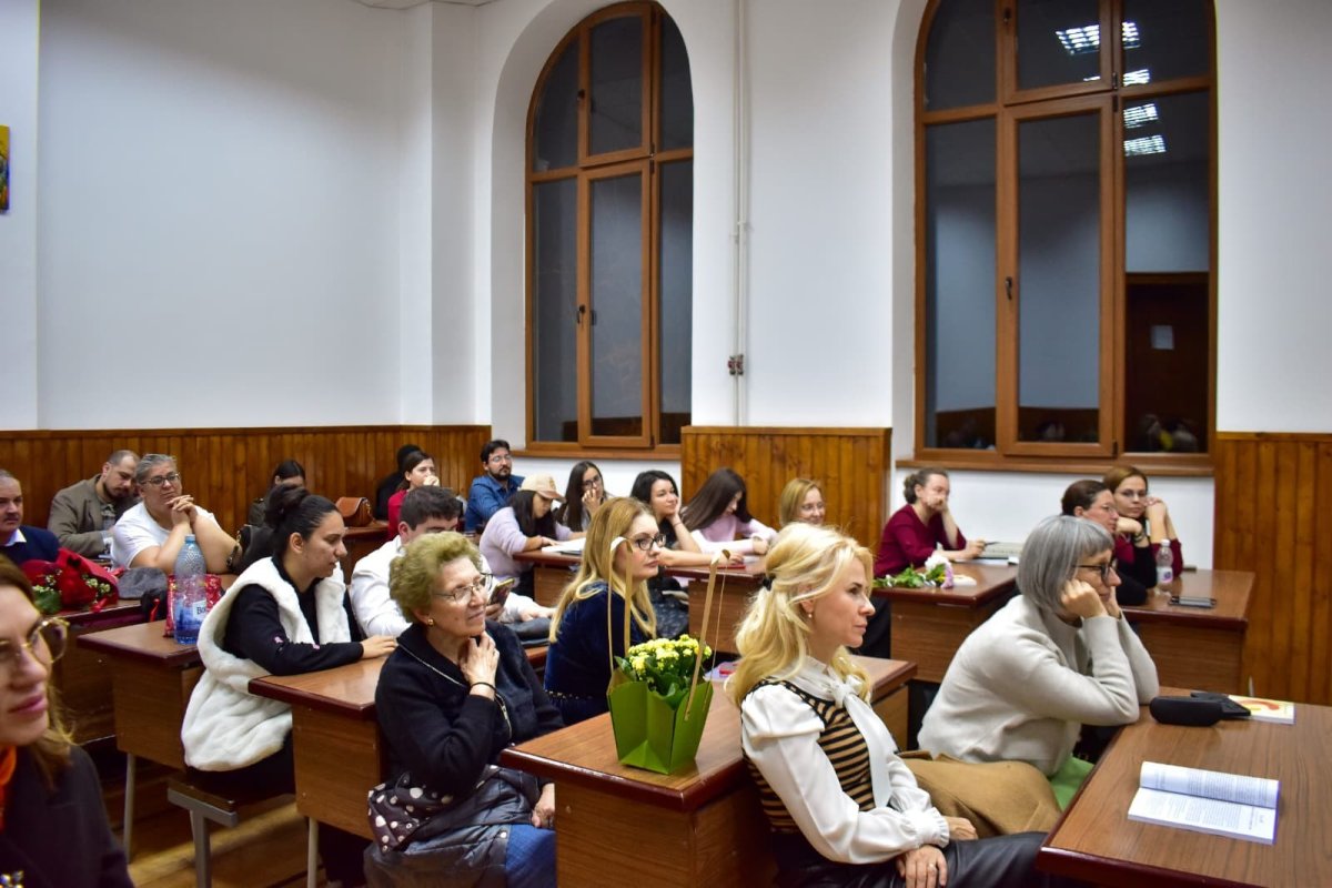 Lansarea cărții „Maternitatea și crizele sale - O perspectivă sociologică” 349016