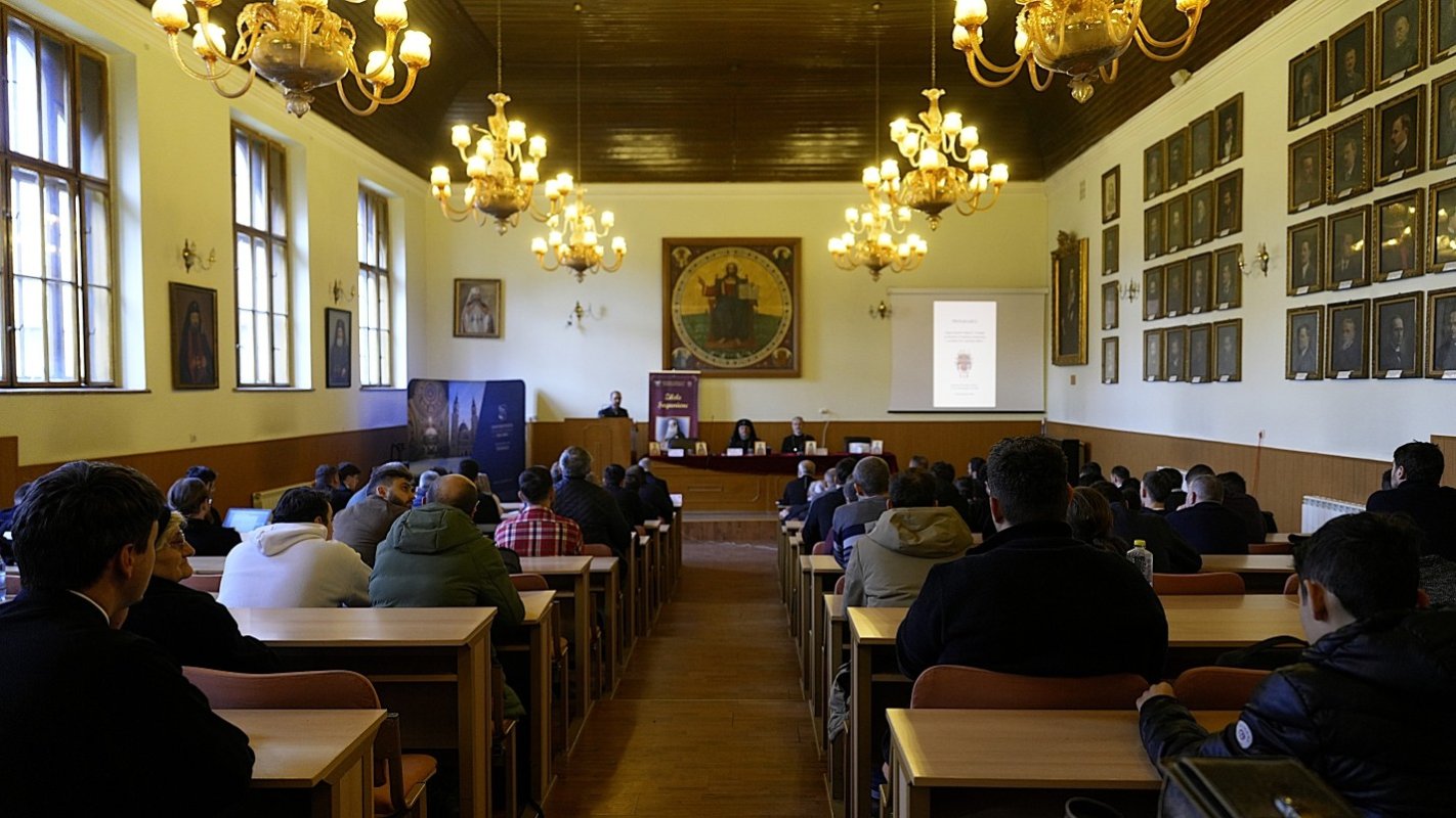 Simpozion naţional, expoziţie de carte şi workshop la Sibiu 348982