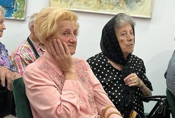 Așteptarea unei reîntâlniri în ziua hărăzită de Cel Preaînalt 349191