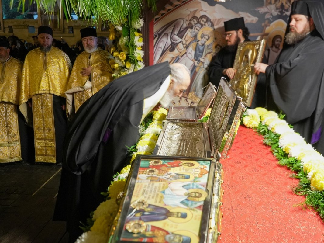 Procesiunea „Călători pe cărările sfinţilor” la Galaţi 349160