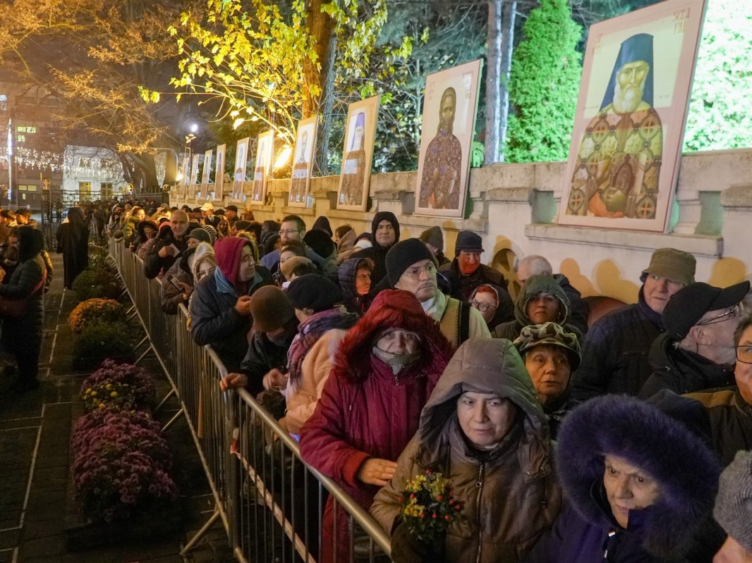 Procesiunea „Călători pe cărările sfinţilor” la Galaţi 349163