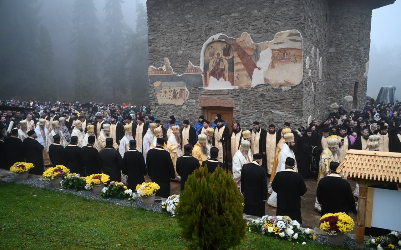 Proclamarea canonizării Sfântului Cuvios Mărturisitor Arsenie de la Prislop 349214