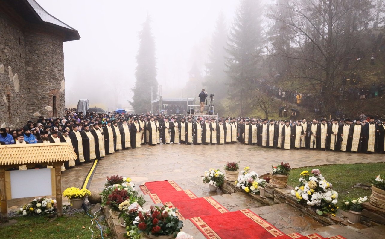 Proclamarea canonizării Sfântului Cuvios Mărturisitor Arsenie de la Prislop 349217