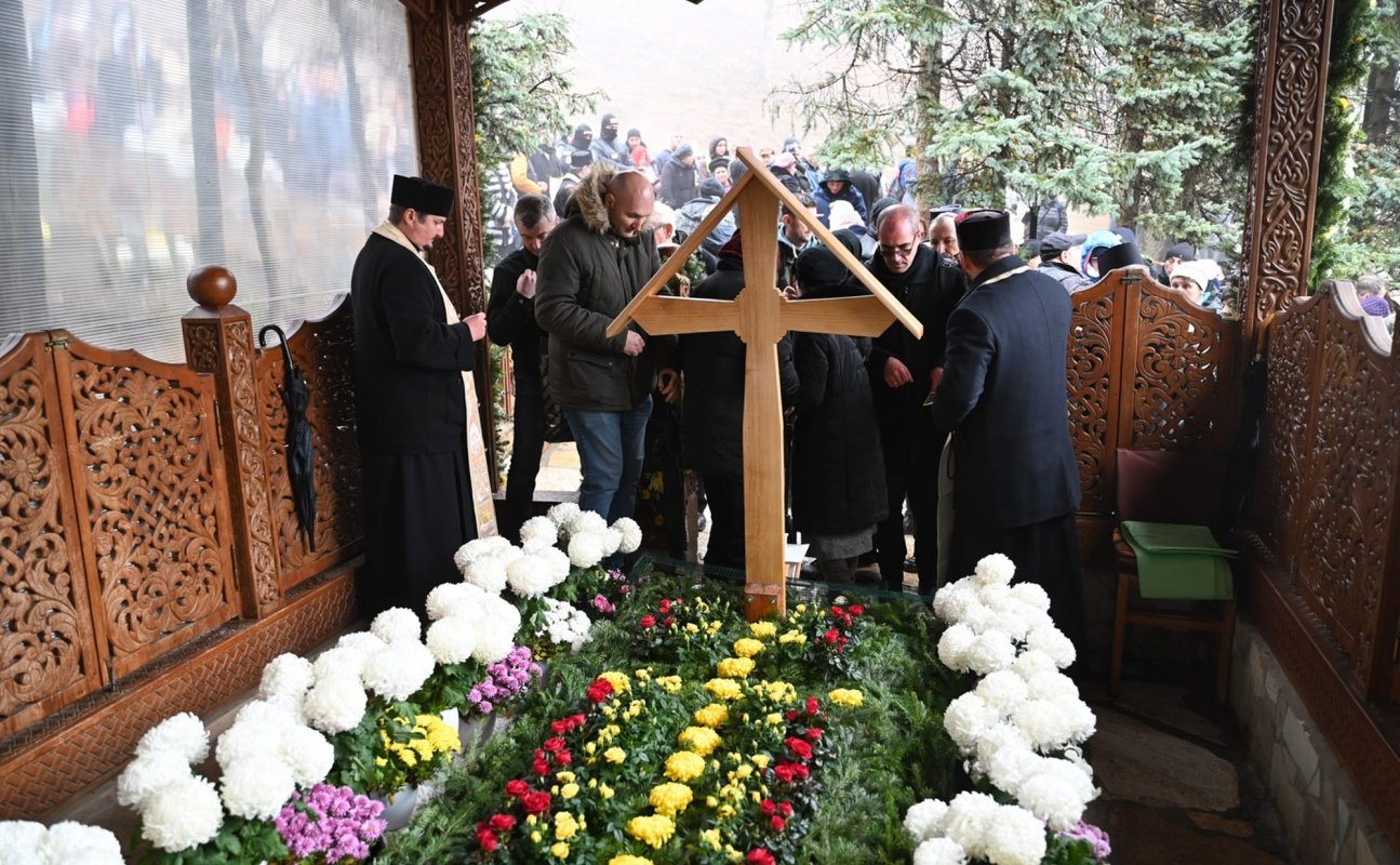 Proclamarea canonizării Sfântului Cuvios Mărturisitor Arsenie de la Prislop 349237