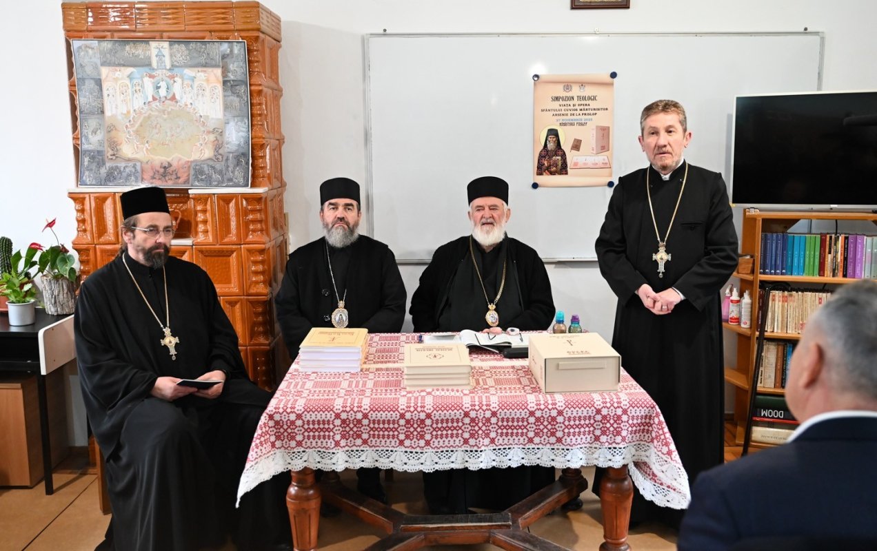 Simpozion teologic și priveghere la Mănăstirea Prislop, în cinstea Sfântului Cuvios Mărturisitor Arsenie 349137