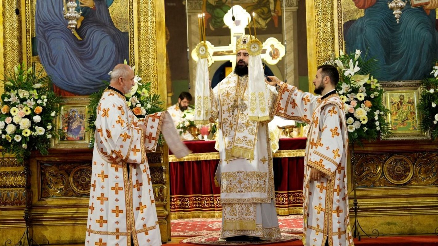 Sărbătoarea Sfântului Ierarh Andrei Şaguna, la Sibiu 349334