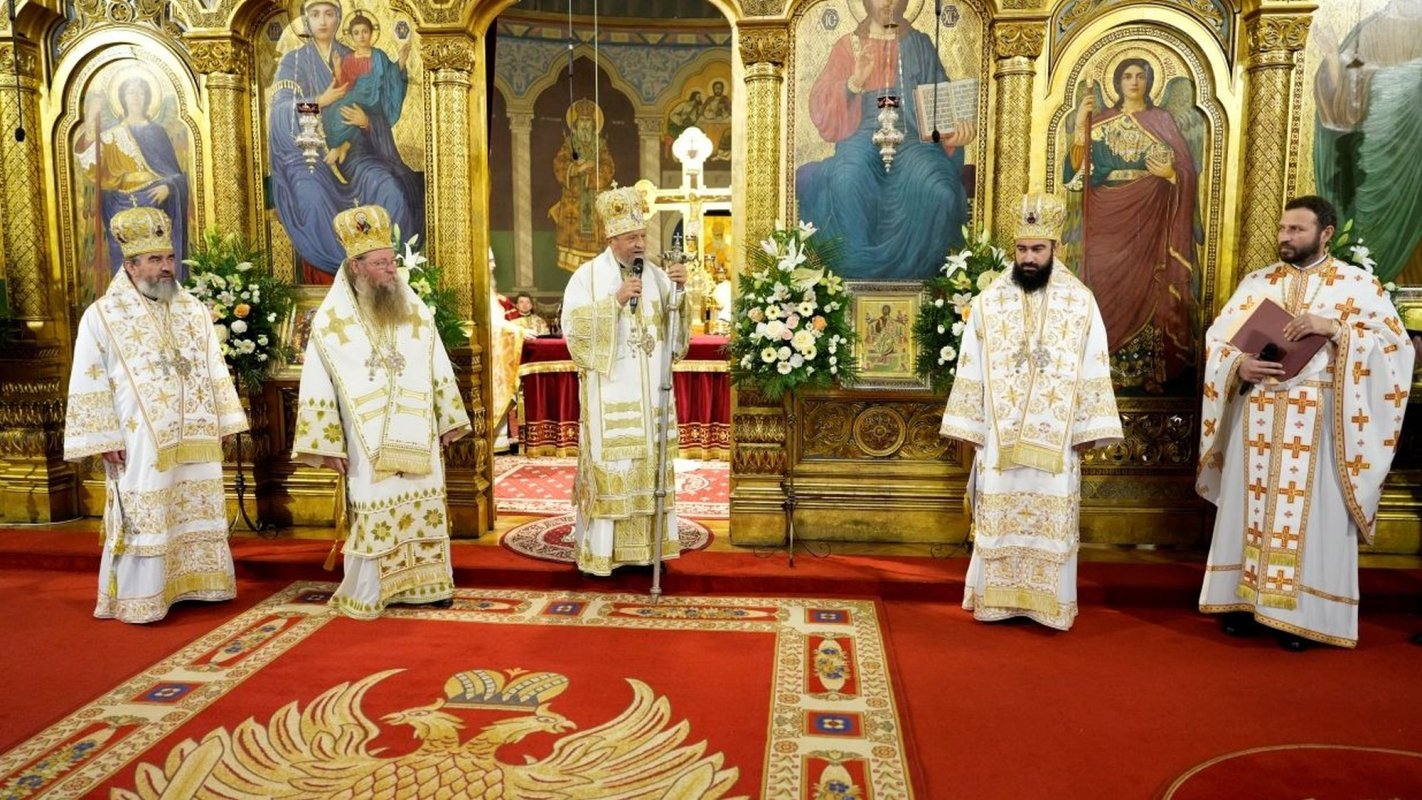 Sărbătoarea Sfântului Ierarh Andrei Şaguna, la Sibiu 349343