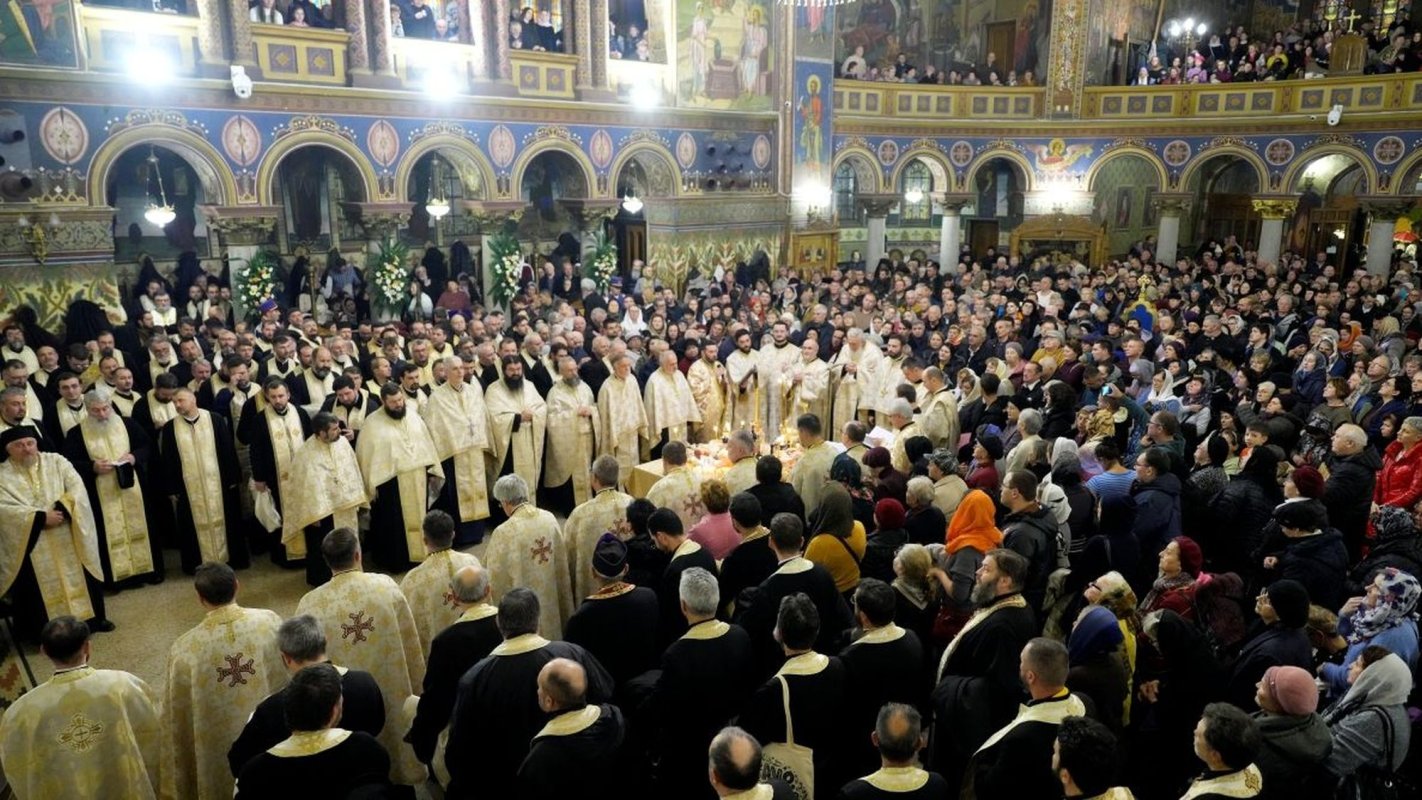 Sărbătoarea Sfântului Ierarh Andrei Şaguna, la Sibiu 349353