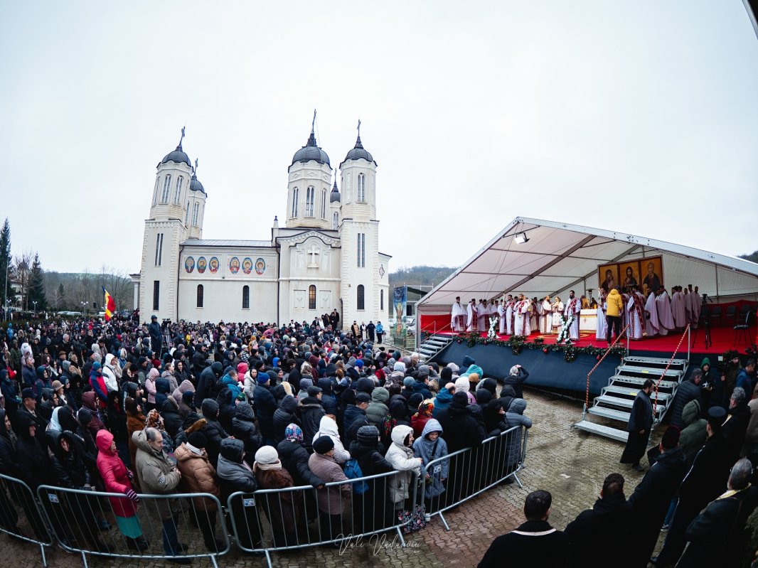 Ocrotitorul României cinstit în eparhii din Muntenia și Dobrogea 349400