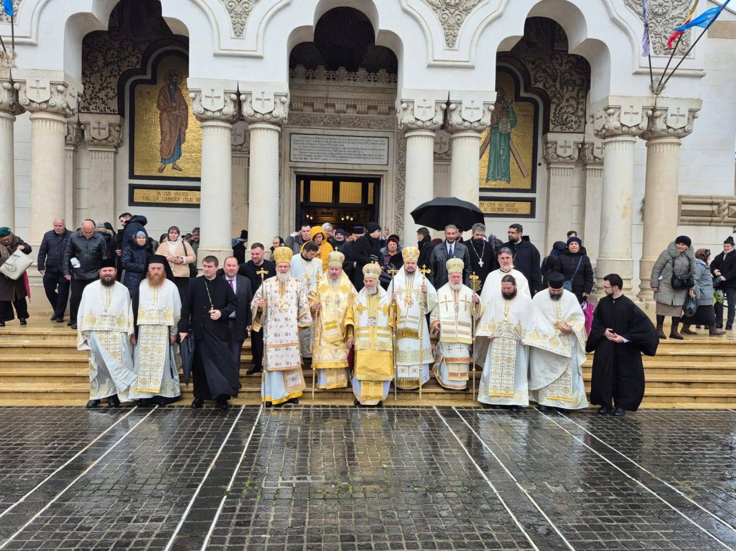 Ocrotitorul României cinstit în eparhii din Muntenia și Dobrogea 349407