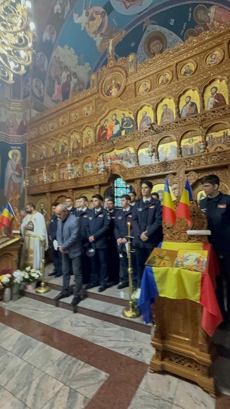 Sărbătoare națională bisericească marcată într‑o parohie bucureșteană 349370