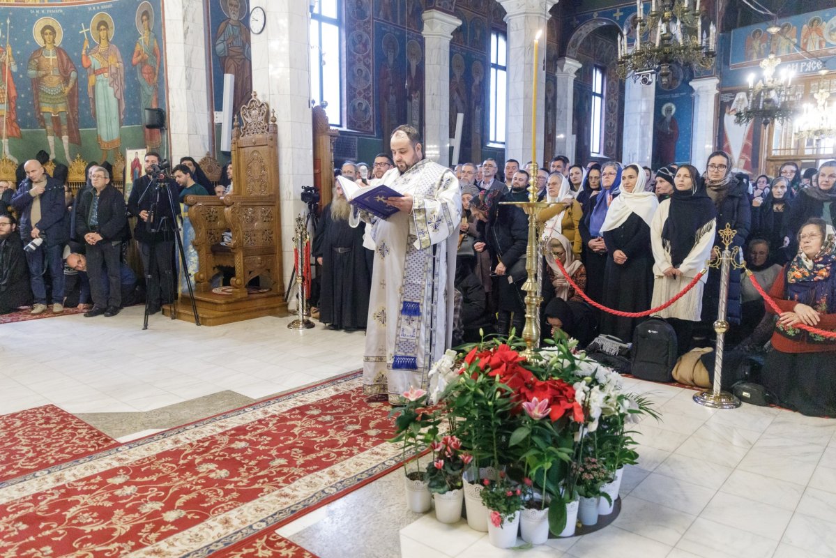 Prima celebrare a Sfinților Cleopa și Paisie la Mănăstirea Sihăstria 349478