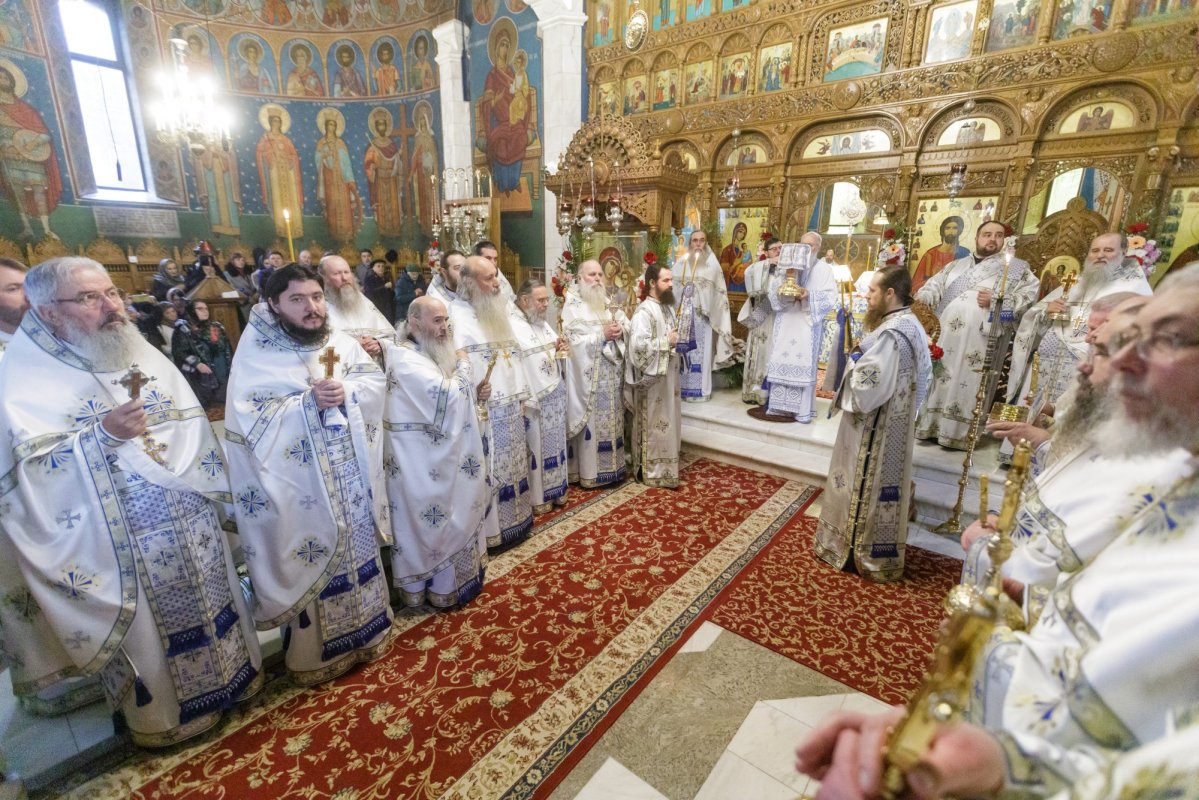 Prima celebrare a Sfinților Cleopa și Paisie la Mănăstirea Sihăstria 349483