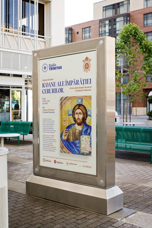 Volum despre mozaicul Catedralei Naționale 349560