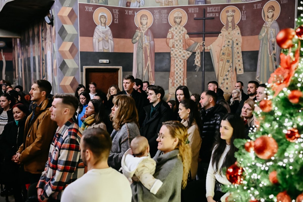 Binecuvântare arhierească pentru familiile tinere din Cluj-Napoca 349599