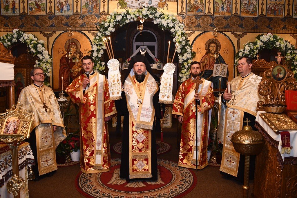 Binecuvântare arhierească în Parohia Mâtnicu Mare din Banat 349778