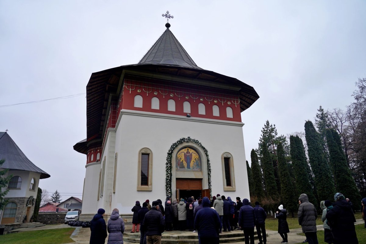 Mănăstirea Popăuți și‑a serbat ocrotitorul 349896