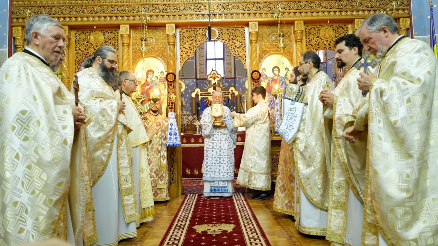 Sărbătoare la Biserica „Înălţarea Domnului” şi „Sfântul Nicolae” din Sibiu 349962