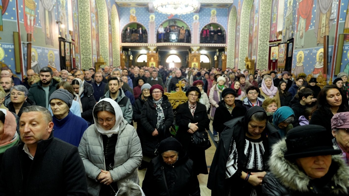 Sărbătoare la Biserica „Înălţarea Domnului” şi „Sfântul Nicolae” din Sibiu 349967