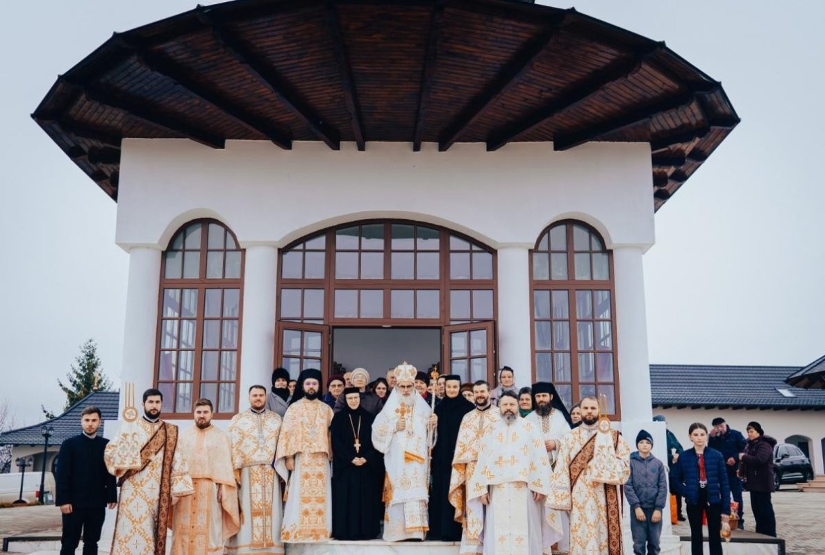 Metocul chiriarhal de la Stănița în zi de sărbătoare 350047