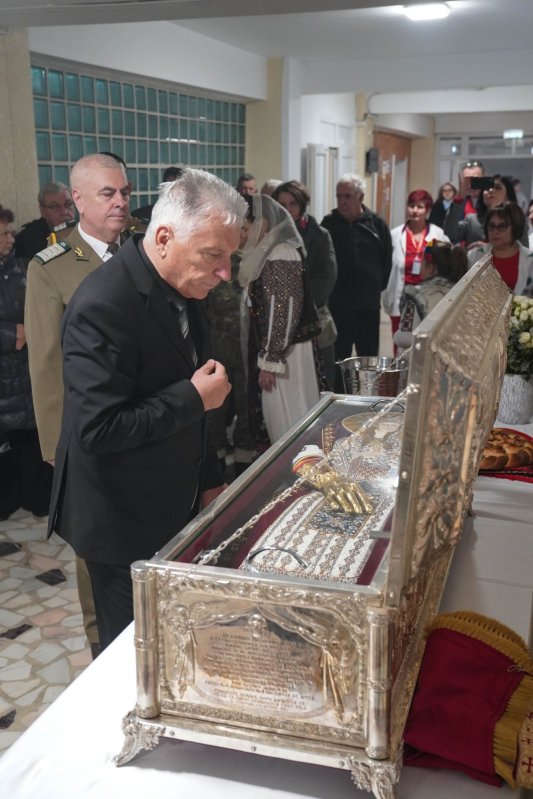 Rugăciune şi filantropie de ziua Sfintei Muceniţe Filofteia 350074