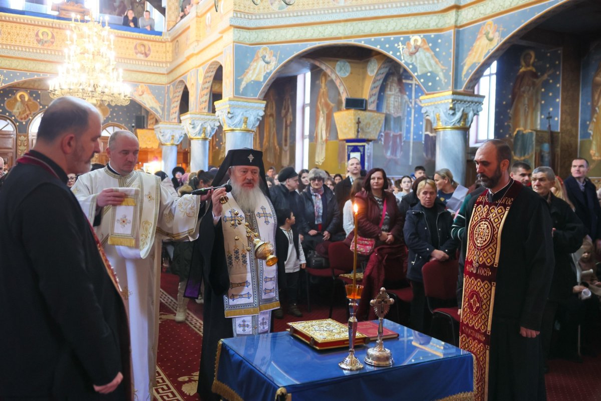 Ziua Internațională a Persoanelor cu Dizabilități sărbătorită la Turda 350035