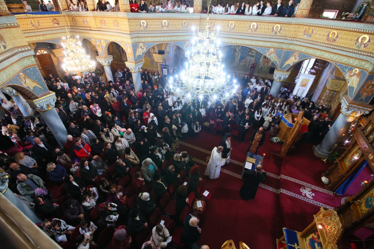 Ziua Internațională a Persoanelor cu Dizabilități sărbătorită la Turda 350037