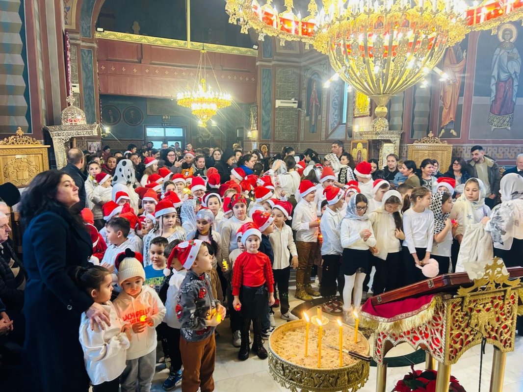 Bucurie pentru 360 de copii de sărbătoarea Sfântului Nicolae 350160