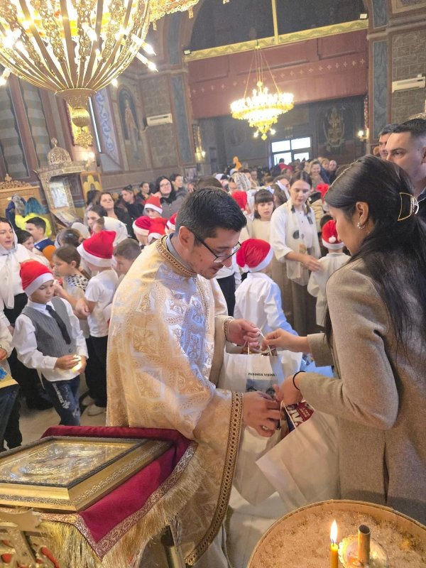 Bucurie pentru 360 de copii de sărbătoarea Sfântului Nicolae 350162