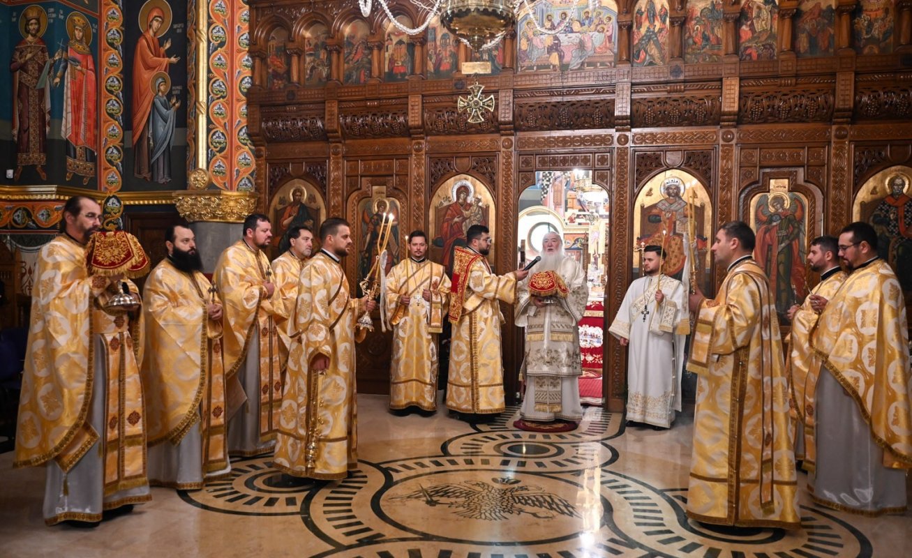 Hramul de iarnă al Catedralei Episcopale din Deva 350136