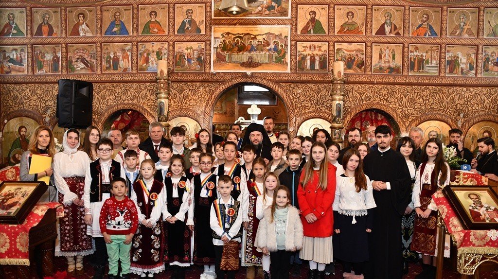 Înnoire la biserica din Prisaca, județul Caraș‑Severin 350164