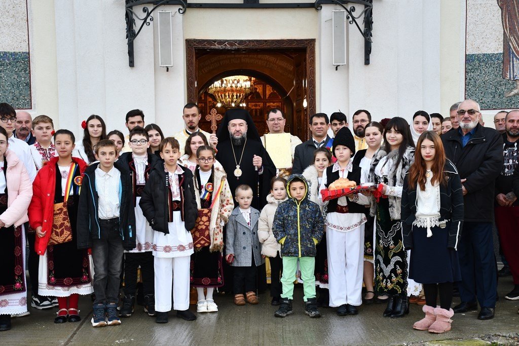 Înnoire la biserica din Prisaca, județul Caraș‑Severin 350165