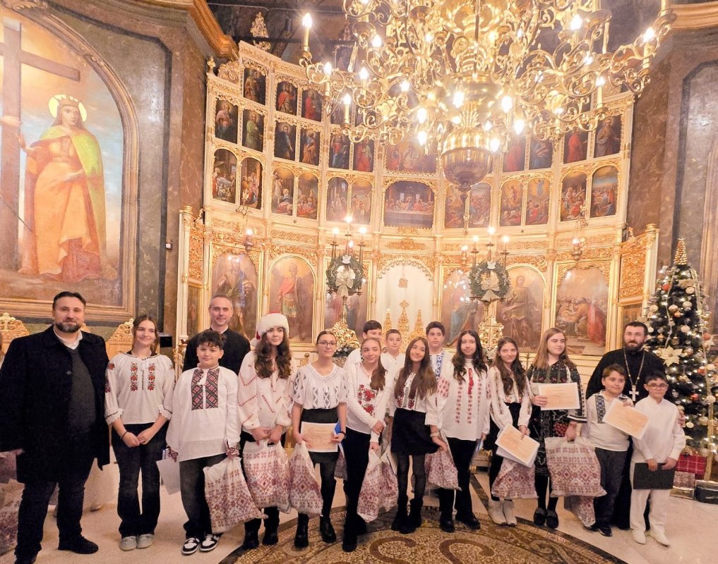 Moment artistic și duhovnicesc la Biserica Popa Tatu din Capitală 350153