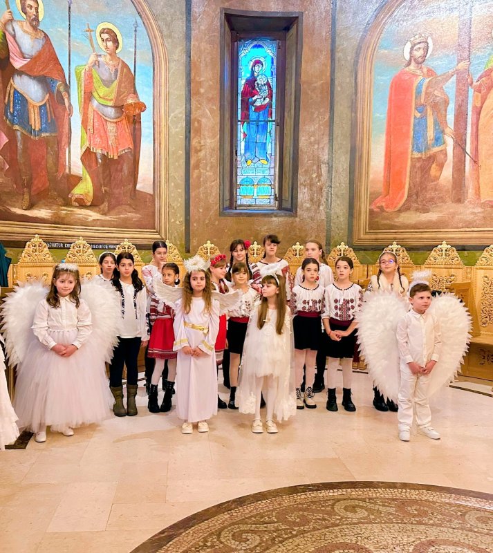 Moment artistic și duhovnicesc la Biserica Popa Tatu din Capitală 350154