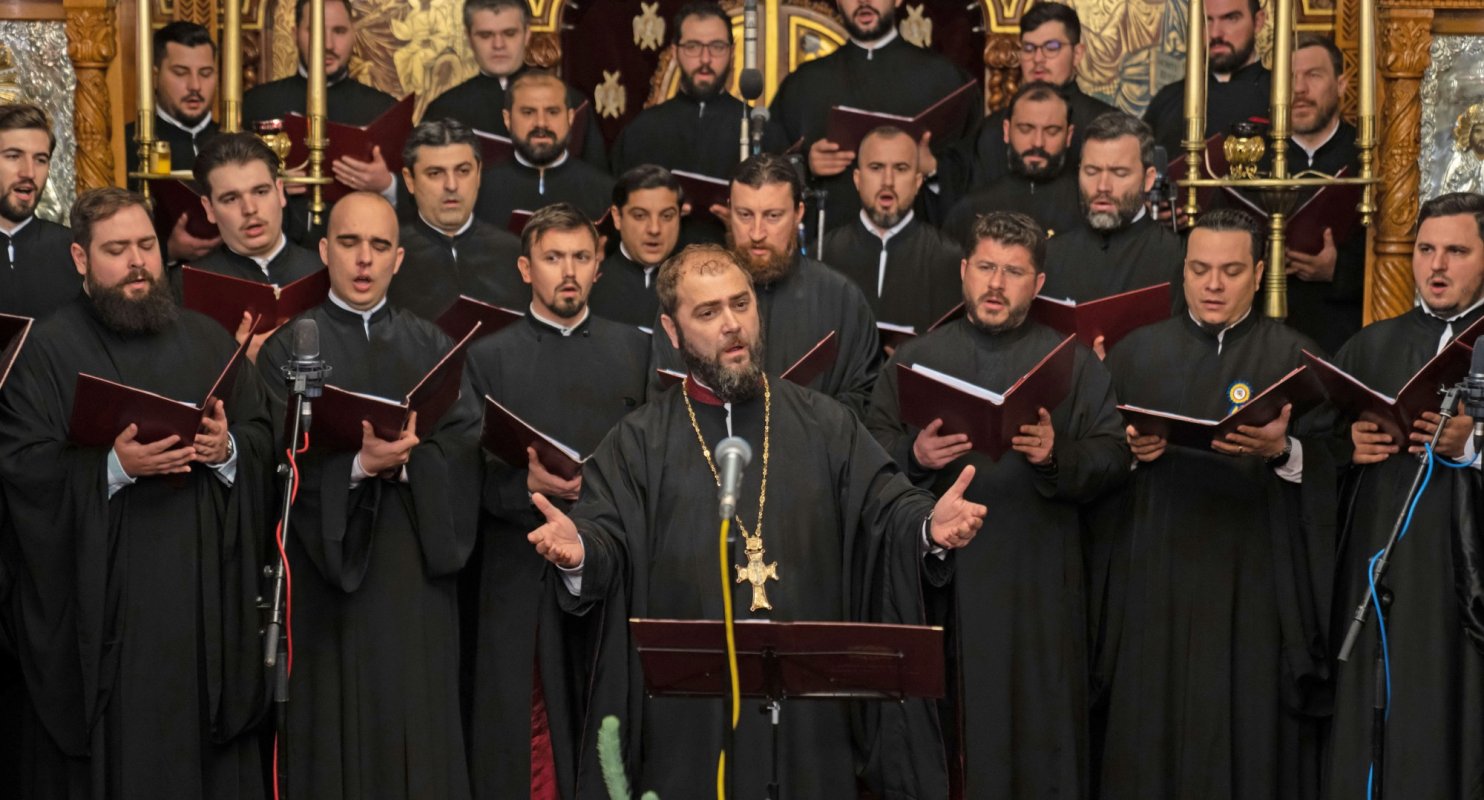 Primul concert de colinde al Grupului „Tronos” la Mănăstirea Cernica 350179