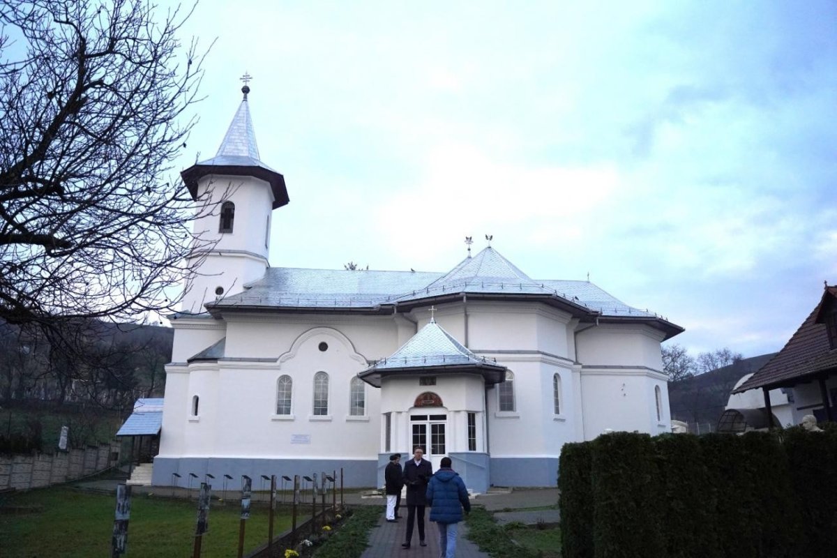 Un secol de la târnosirea bisericii parohiale din Bucerdea Vinoasă, Alba 350132