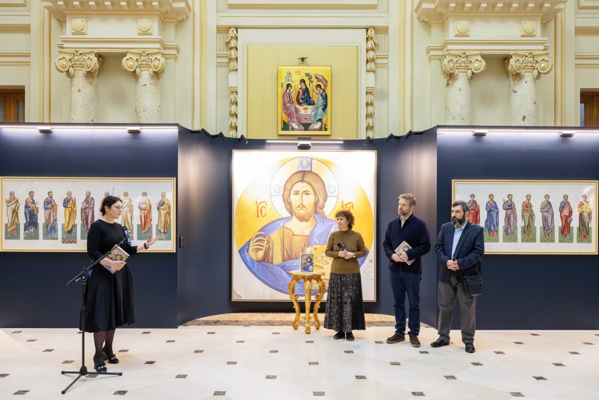 Volum monumental dedicat mozaicurilor Catedralei Naționale 350180