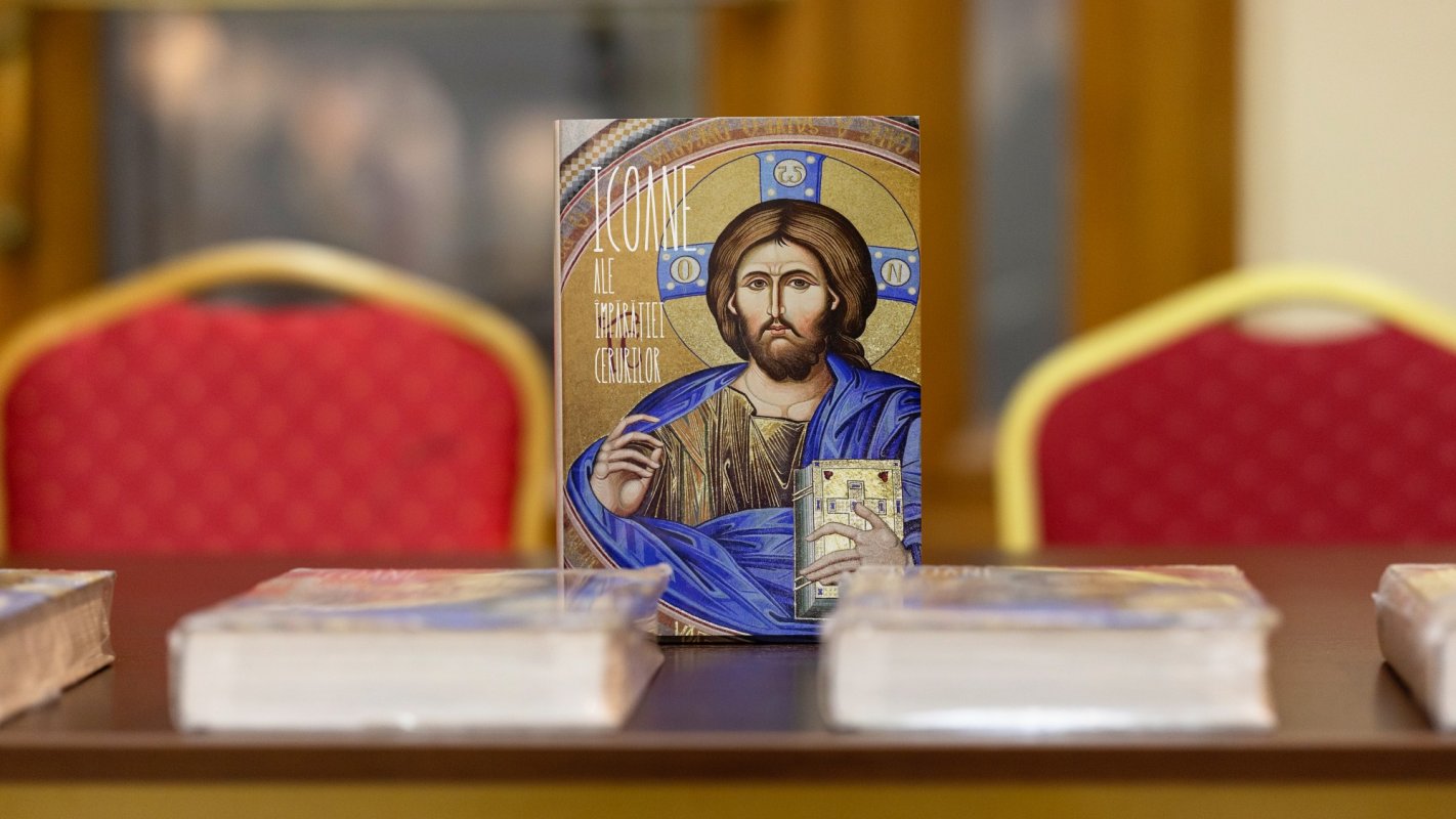 Volum monumental dedicat mozaicurilor Catedralei Naționale 350182