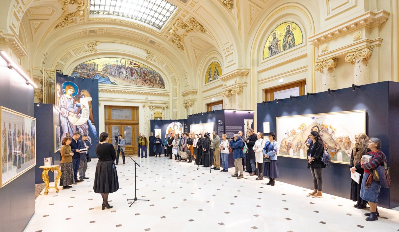 Volum monumental dedicat mozaicurilor Catedralei Naționale 350184