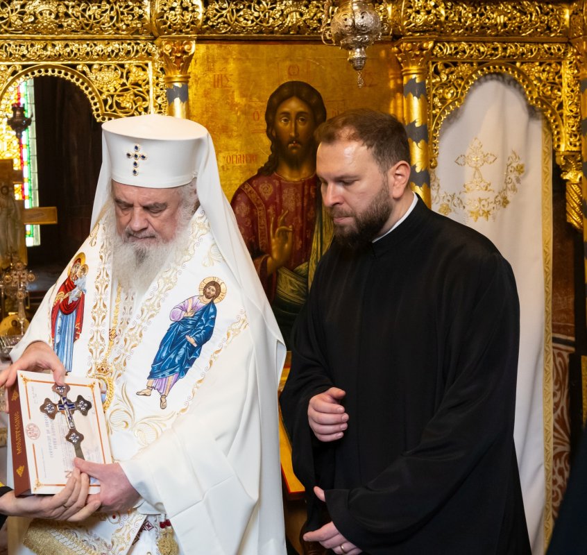Hirotesii de noi duhovnici în Arhiepiscopia Bucureștilor  350242